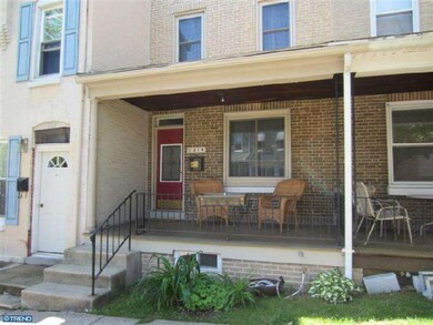 314 Chestnut St, West Reading, PA 19611 - photo 2