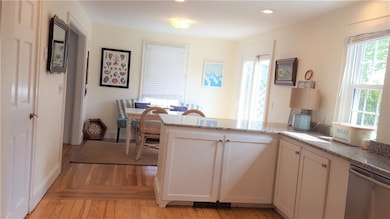12 Morgan St, Newport, RI 02840 - photo 6