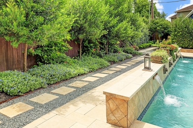 1627 Latexo Dr, Houston, TX 77018 - photo 2