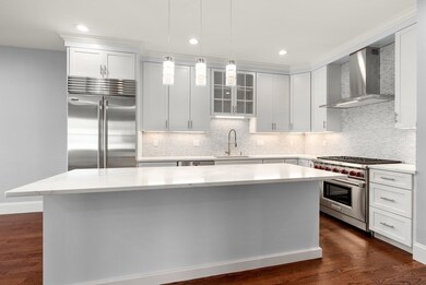 123 Farwell St unit 123, Newton, MA 02460 - photo 7