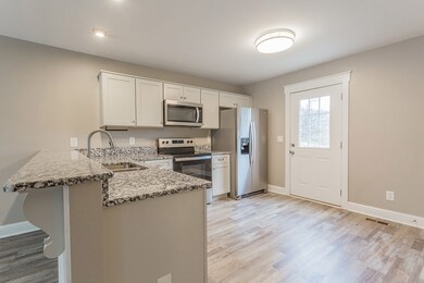 501 N Varnell Rd unit A, Tunnel Hill, GA 30755 - photo 5