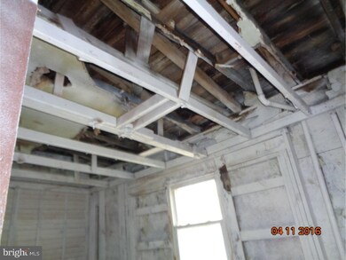 1038 Liberty St, Camden, NJ 08104 - photo 7