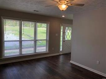 Family Room - new vinyl plank flooring, fresh pain