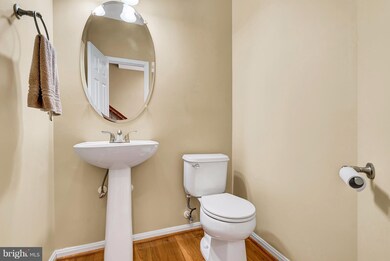 12043 Kemps Landing Cir, Manassas, VA 20109 - photo 4