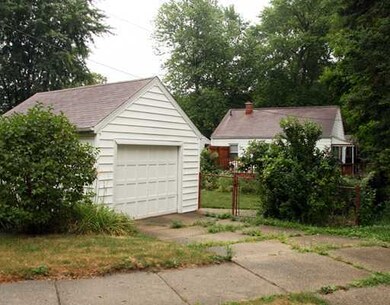 521 N Dexter Dr, Lansing, MI 48910 - photo 3