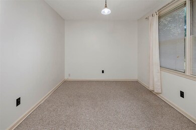 138 Glyndale Cir, Brunswick, GA 31520 - photo 6