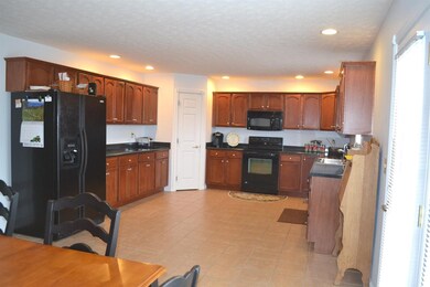 177 Lakeland Dr, Harrodsburg, KY 40330 - photo 5