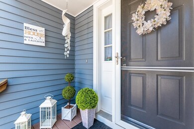 27 Laurelwood Dr unit 27, Hopedale, MA 01747 - photo 3