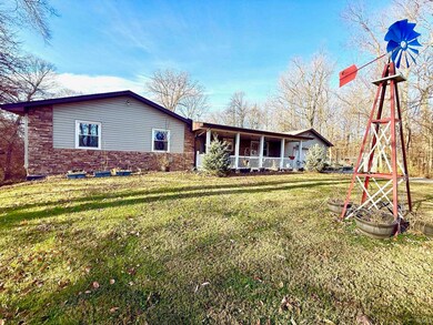 8201 N Tilford Rd, Bloomington, IN 47404 - photo 3