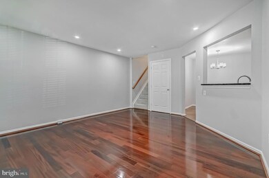 9205 Deer Crossing unit 43, Lorton, VA 22079 - photo 3