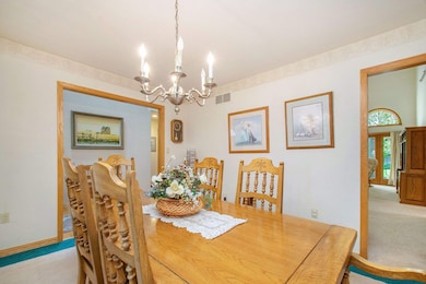 57120 Bluff Crest Dr, Elkhart, IN 46516 - photo 6