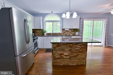 790 Southwind Ln, Downingtown, PA 19335 - photo 7