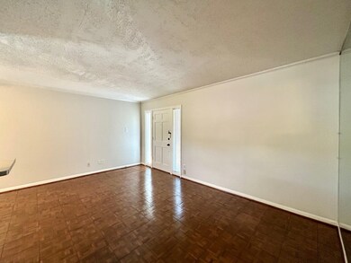 3902 Mandell St unit 9, Houston, TX 77006 - photo 4