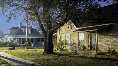 740 W College St, Stephenville, TX 76401 - photo 2