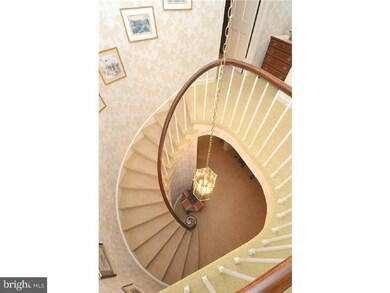 1218 Lakemont Rd, Villanova, PA 19085 - photo 4