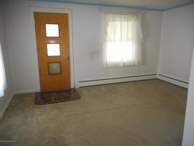 403 3rd St, Olyphant, PA 18447 - photo 4