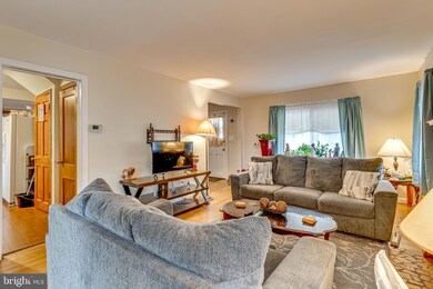 3020 Crest Ave, Cheverly, MD 20785 - photo 3