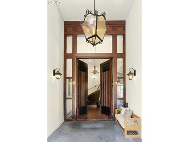 24688 SW Valley View Rd, West Linn, OR 97068 - photo 4