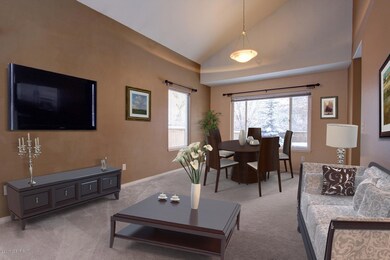 10656 Flagship Living/Dining Room