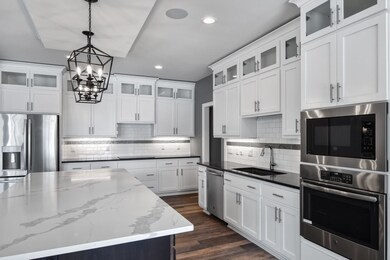 821 Leeward Ln, Oregon, WI 53575 - photo 5