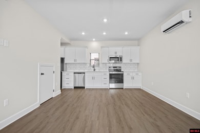 309 E 3rd St, Mountain Home, AR 72653 - photo 2