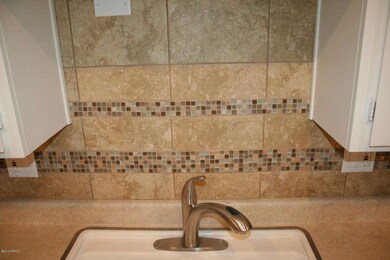 Kitchen (backsplash)