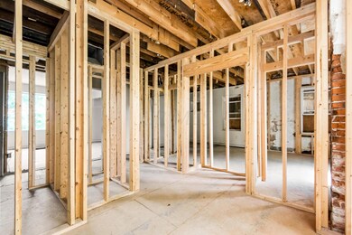 1169 E Mound St, Columbus, OH 43205 - photo 4