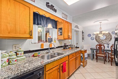 10347 W Caron Dr, Sun City, AZ 85351 - photo 7