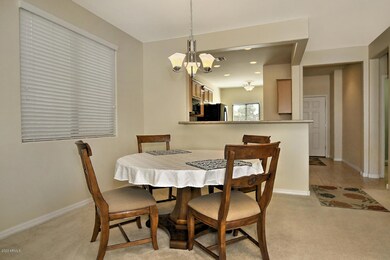 6710 W Mockingbird Way-large-006-023-Din