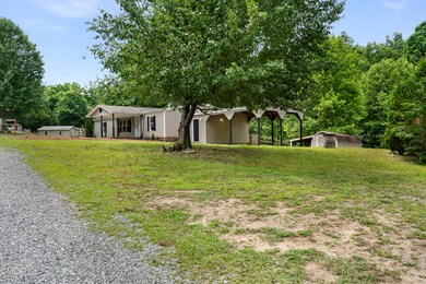 1010 Bandit Run Dr, Jonesville, NC 28642 - photo 5