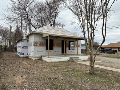 409 N K St, Eufaula, OK 74432 - photo 2