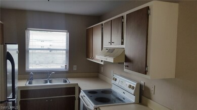 4413 SW 8th Place unit 1, Cape Coral, FL 33914 - photo 3