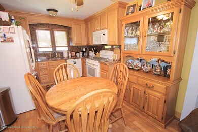 shirley kitchen 2
