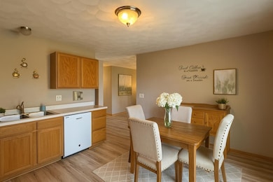 2640 Shady Ln, Beloit, WI 53511 - photo 7