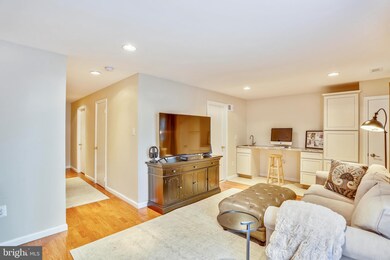 10275 Arizona Cir, Bethesda, MD 20817 - photo 6