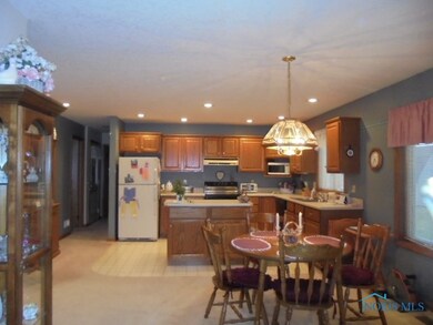 Dining and Kitchen combo