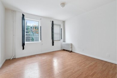 1137 Tiffany St unit COMM, Bronx, NY 10459 - photo 3
