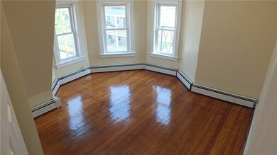 111 Burnett St unit 3, Providence, RI 02907 - photo 3