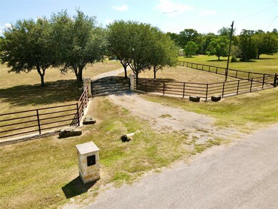 26136 Pine Shadows Dr, Hockley, TX 77447 - photo 3