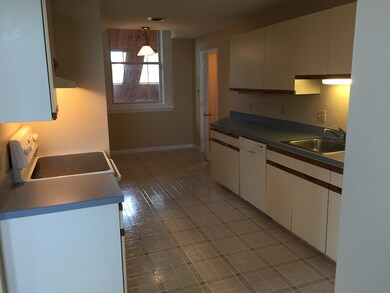 54 Dutcher St unit 10, Hopedale, MA 01747 - photo 6