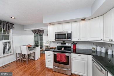 617 Budleigh Cir, Lutherville Timonium, MD 21093 - photo 5