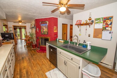 1915 Winn Rd Niles Kitchen 5