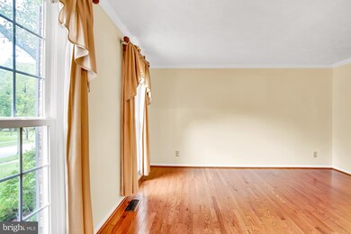 13504 Steeplechase Dr, Bowie, MD 20715 - photo 4