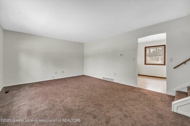 05-712-Hyatt-St-WindowStill-Real-Estate-