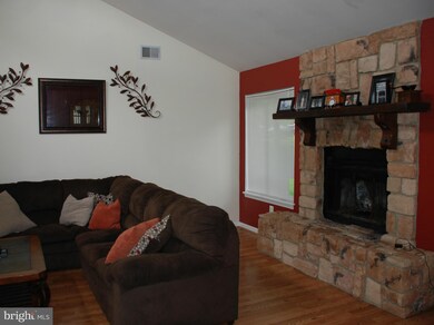 4297 S Starcrest Dr, Warrenton, VA 20187 - photo 6