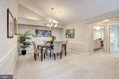 5802 Linden Square Ct, Rockville, MD 20852 - photo 6