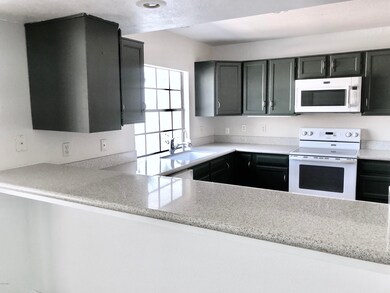 Kitchen with Breakfast Bar