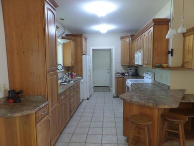 1845 Bay View Dr, Cookeville, TN 38506 - photo 7