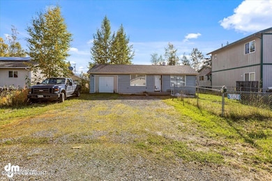 02-Front Exterior_IMG_8930_SSW