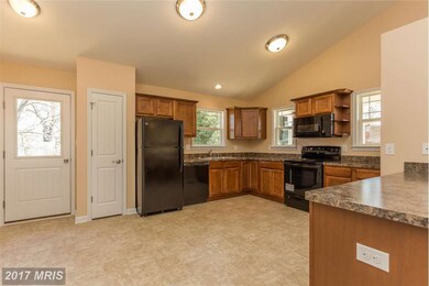 23 5th St, Colonial Beach, VA 22443 - photo 7